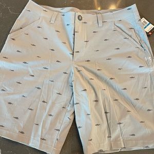Men’s NWT size 36 UA shorts